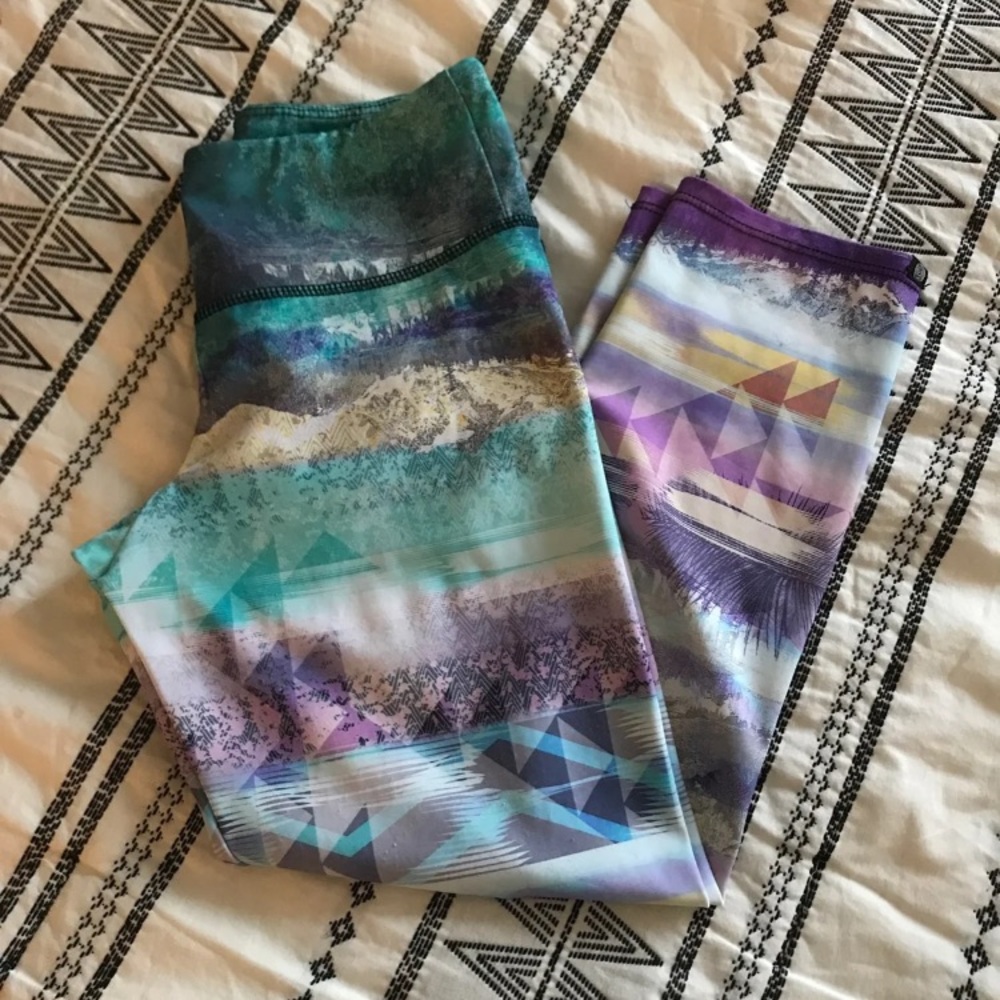 ** SOLD**Onzie crop leggings